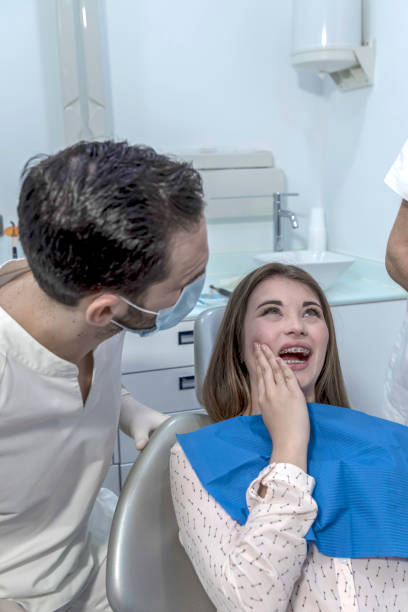 Best Dentist Open Late Near Me  in Lowell, MA